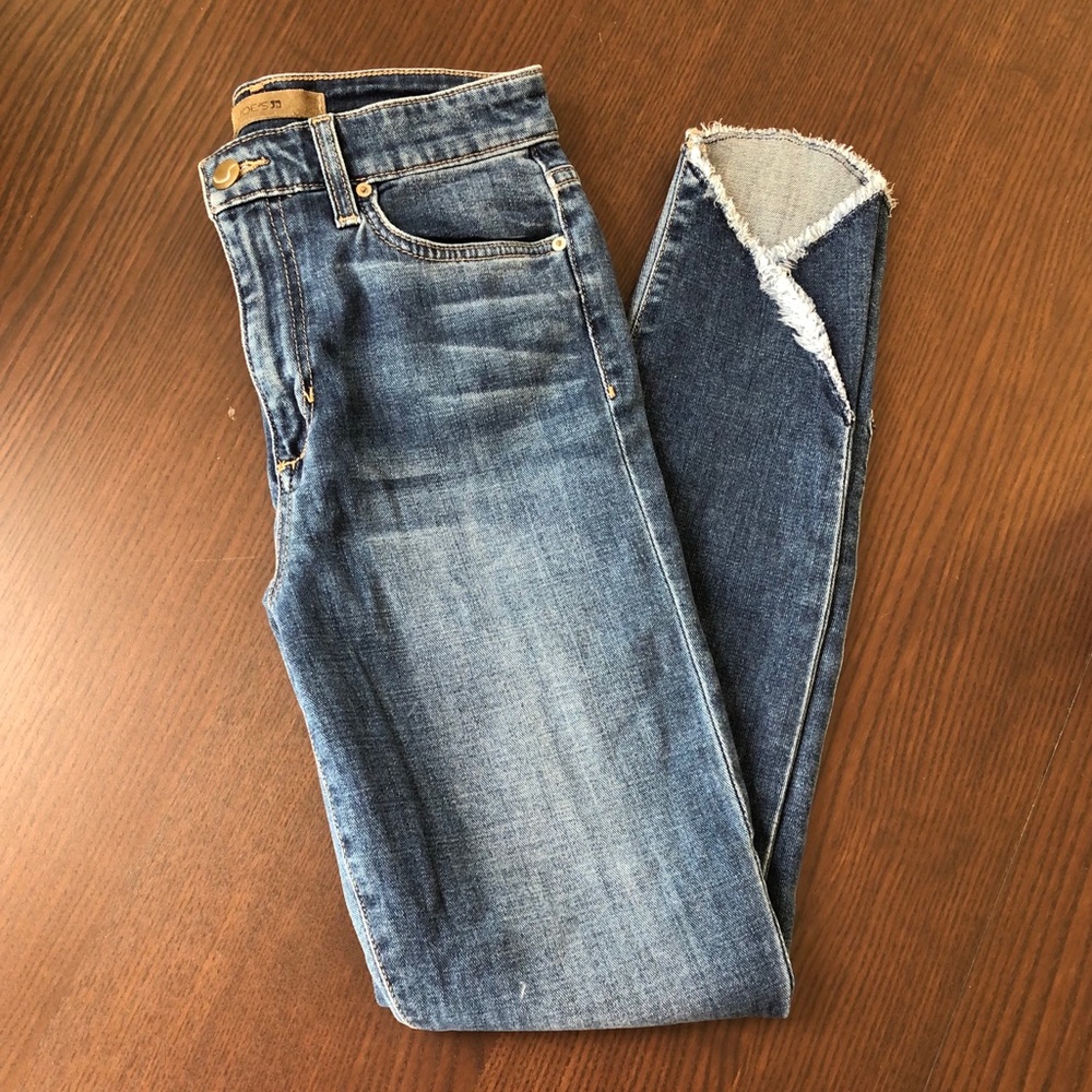 EUC Joe’s Jeans in the charlie style